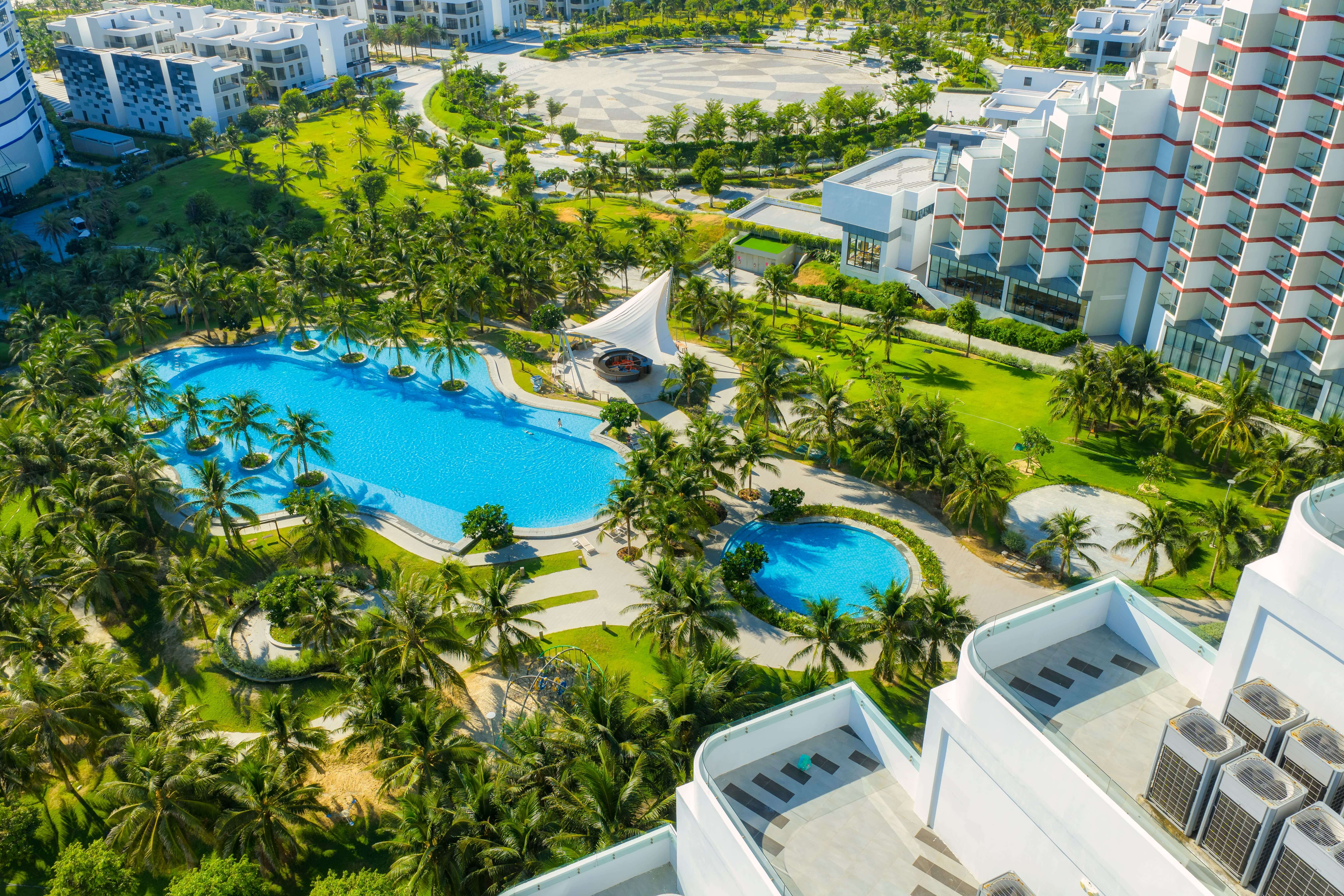 The Empyrean Cam Ranh Beach Resort