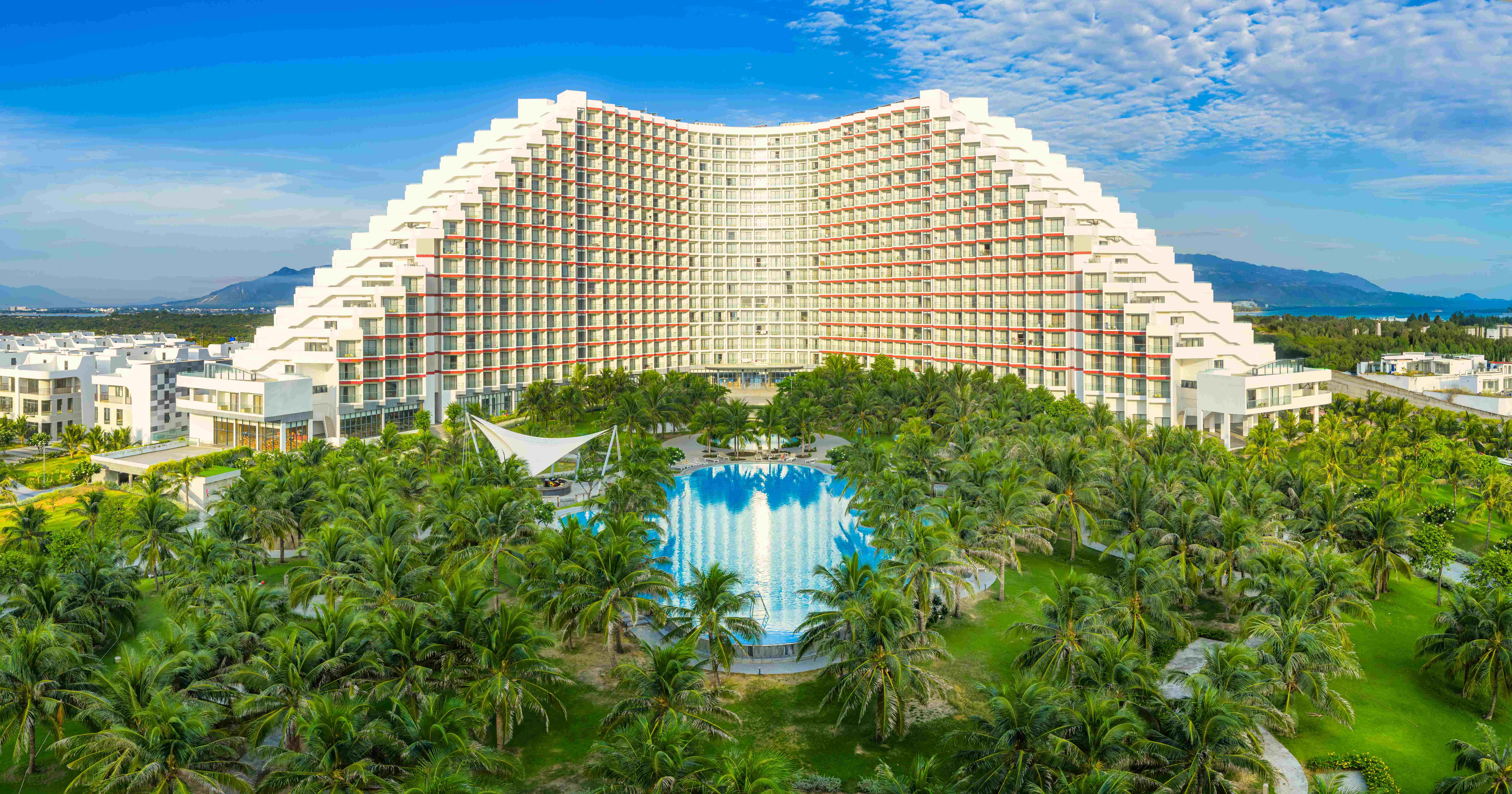 The Empyrean Cam Ranh Beach Resort