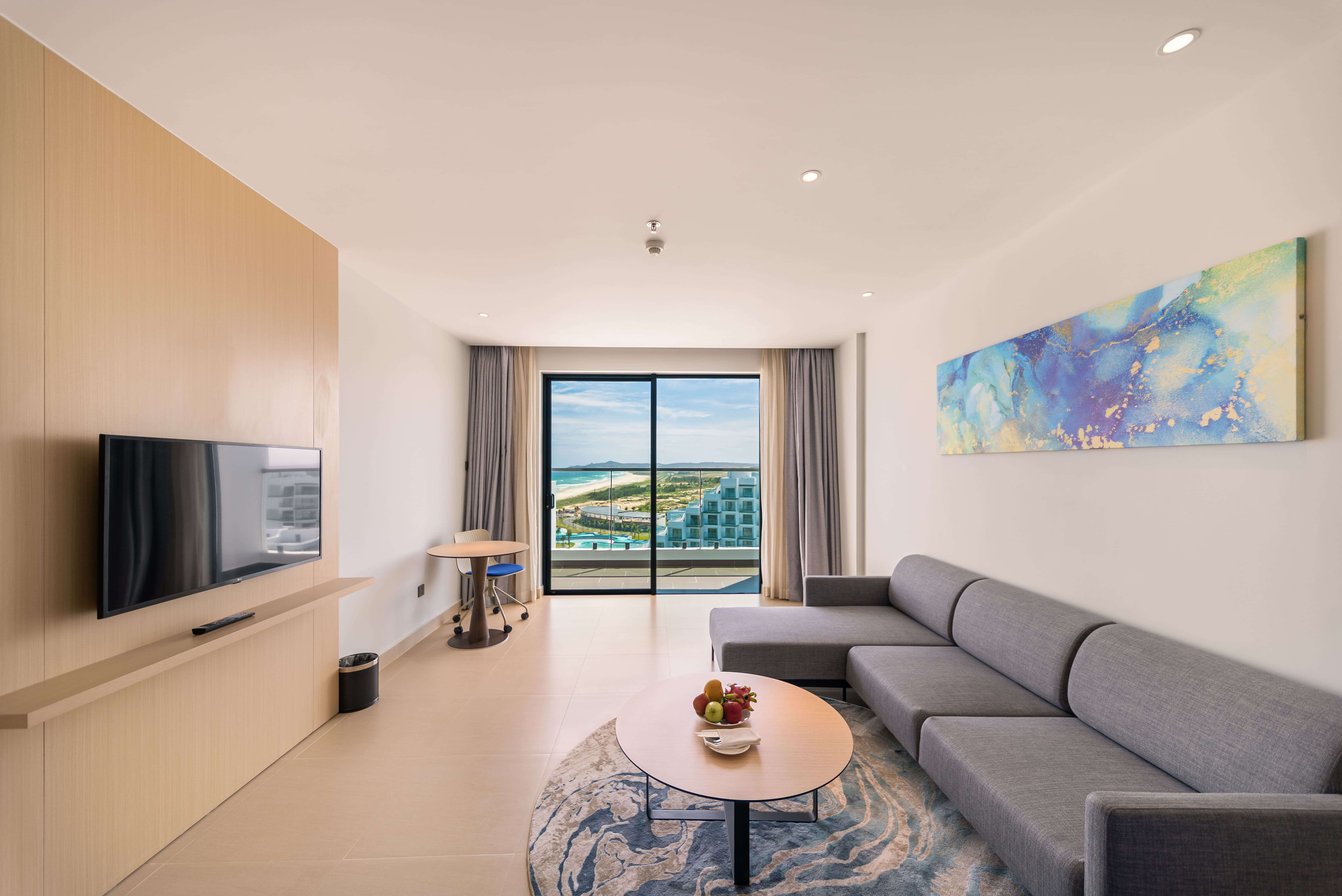 ECR-Suite-One-Bed-Room (3)